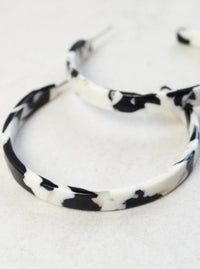 trendy stylish fun marble hoop earrings